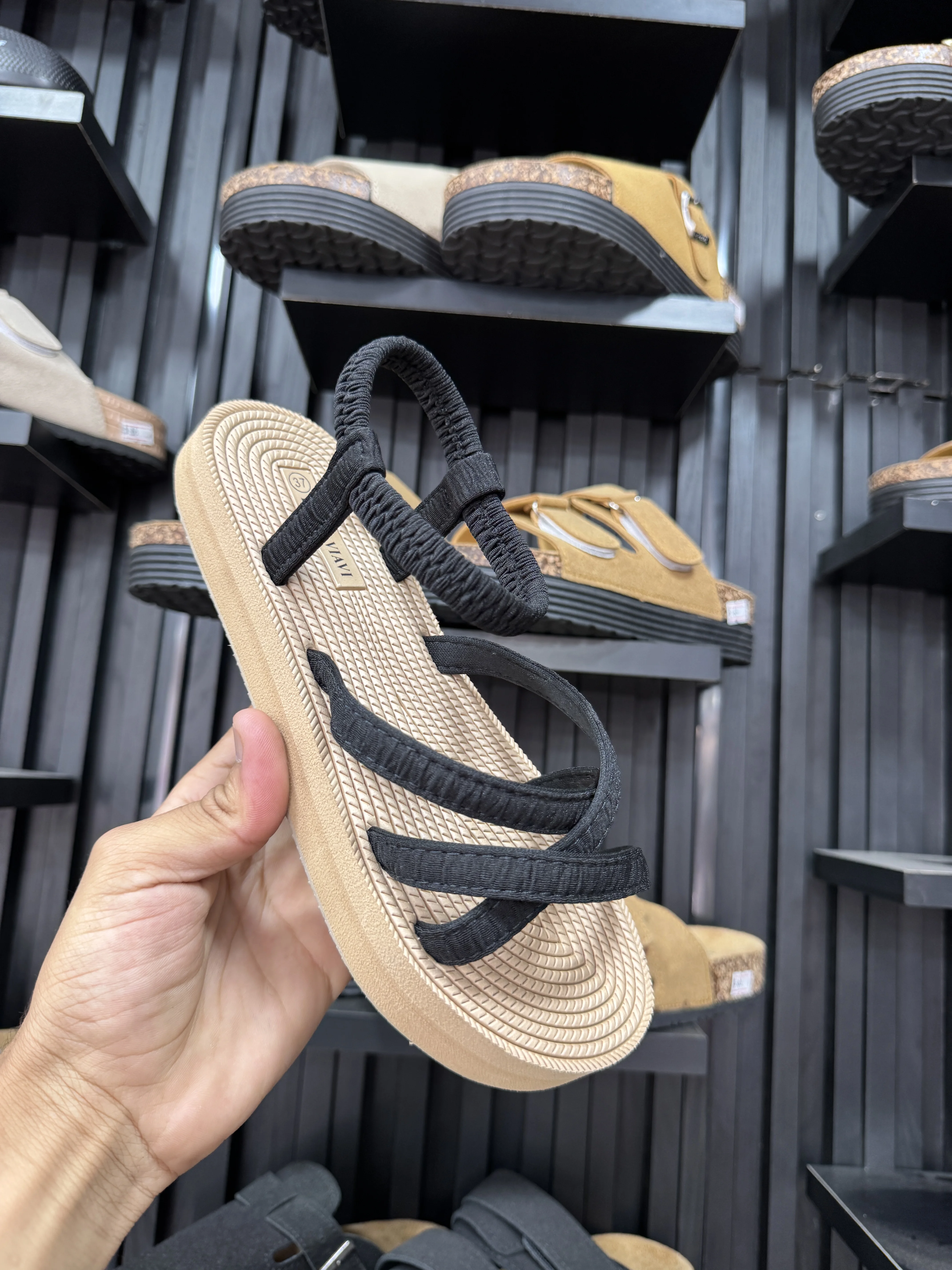 SANDALE CHIC
