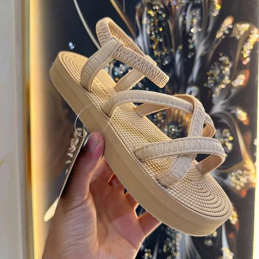 SANDALE CHIC BEIGE