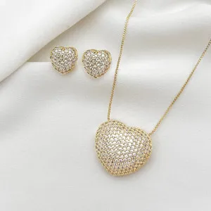 أقراط ومجوهرات بشكل قلب ❤️