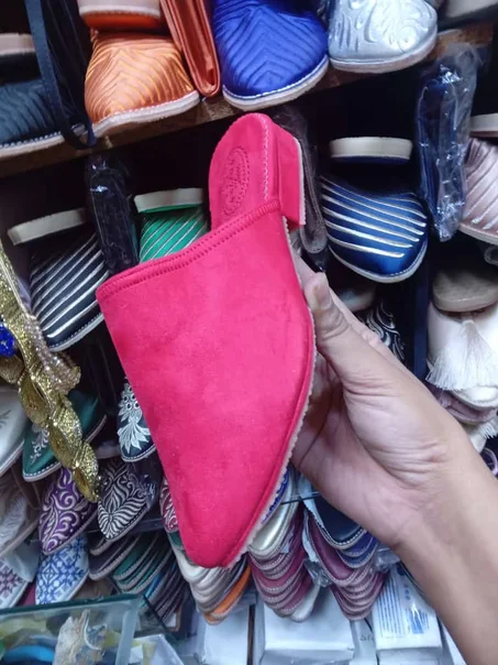 بلغة فاسية