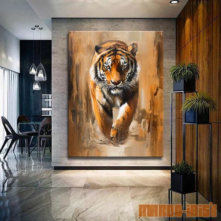 WALKING TIGER