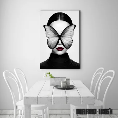 GIRL WITH BUTTERFLY