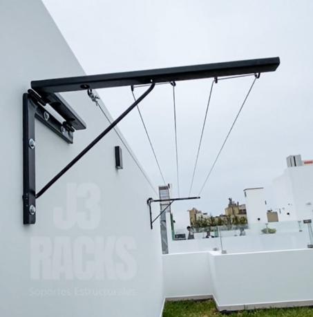 منشر ملابس قابل للطي – حل عملي لتجفيف الملابس بكل سهولة