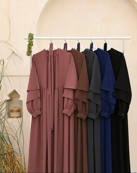 عباية أنيقة واسعة بلمسة عصرية – راحة وأناقة في نفس الوقت