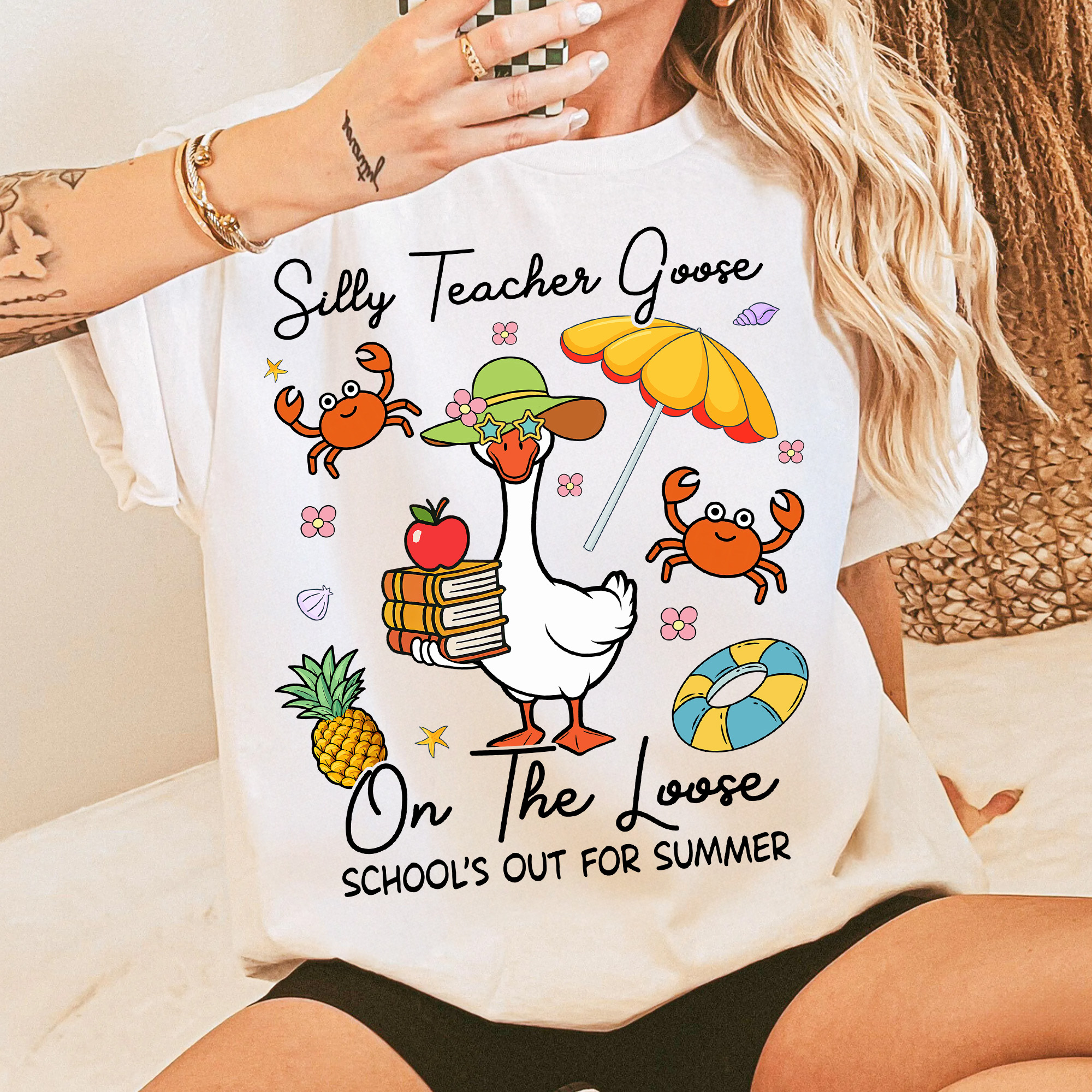 Silly Teacher Goose On The Loose Shirt – Funny Summer Teacher T-Shirt, Graduation Gift, Teacher Appreciation Tee