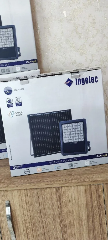 Projecteur solaire ingelec Abs   بروجكتور الطاقة الشمسية أنجيليك ⭐️⭐️⭐️⭐️⭐️ (copy)