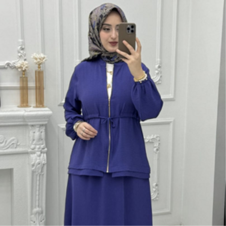 طقم أنيق  للمحجبات