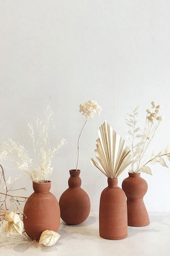 Ensemble de vases décoratifs en poterie – 4 pièces aux formes élégantes et modernes