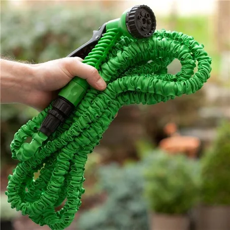 Tuyau d'arrosage extensible