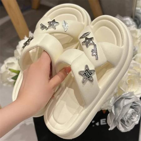 claquettes femmes nouvelle collection