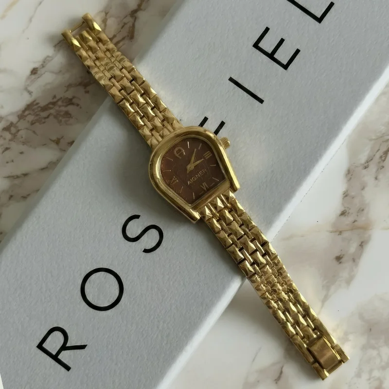Aigner Élégance Signature Gold – Cadran Classique