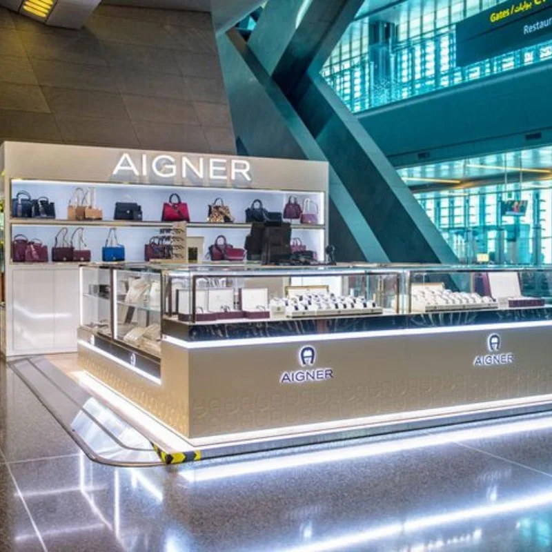 Aigner Élégance Signature Gold – Cadran Classique