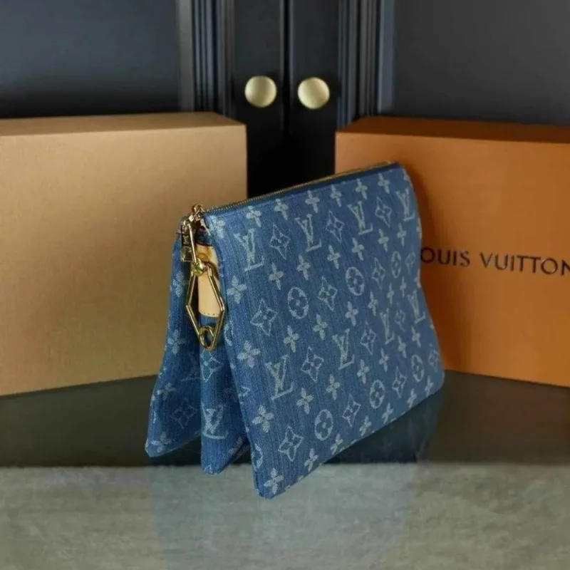 Sac Louis Vuitton en Denim Monogram Bleu – Élégance Intemporelle & Style Tendance