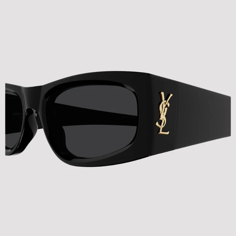Saint Laurent Noir Signature