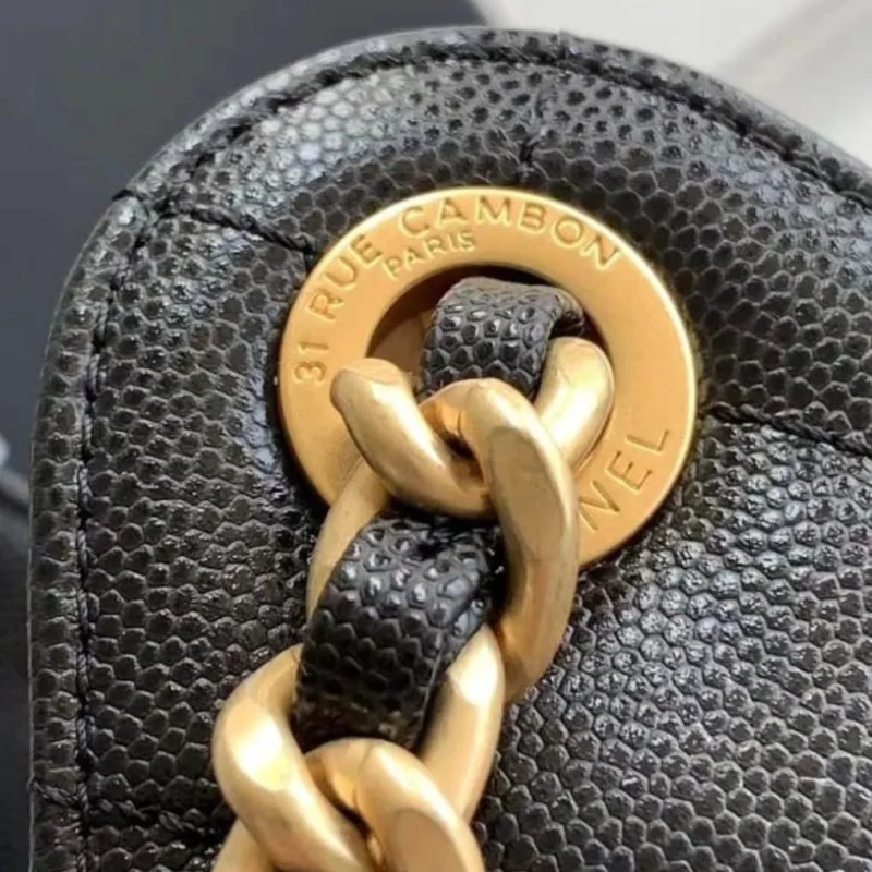 Sac CHANEL élégance matelassé Noir -  chaîne dorée