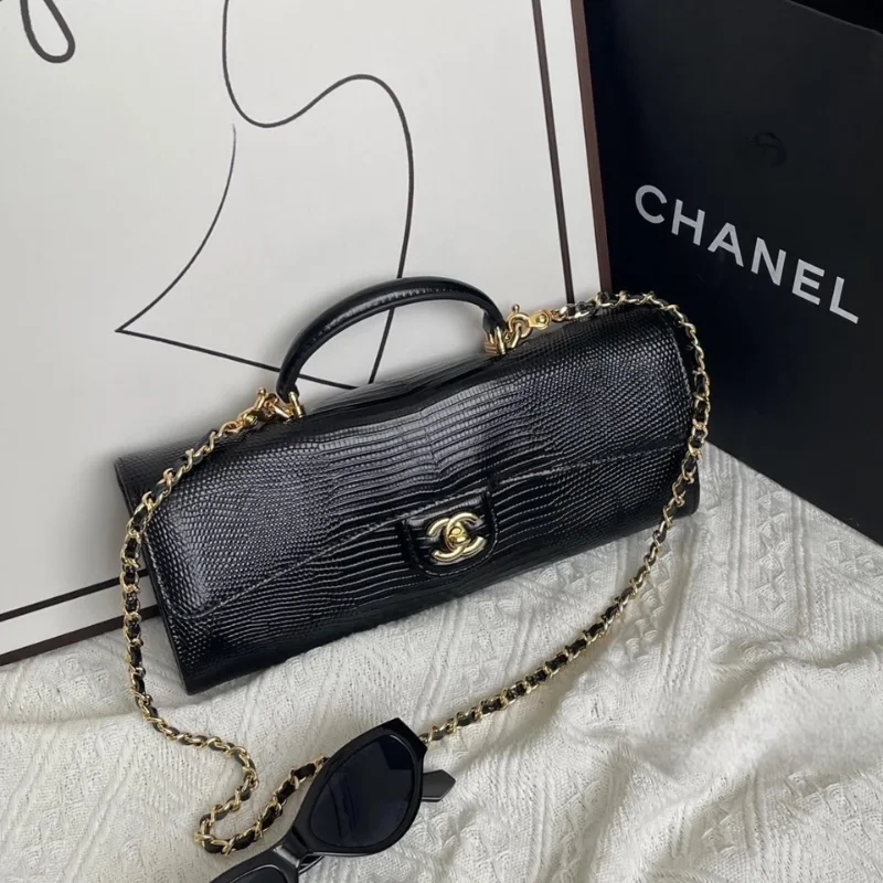 Chanel – Sac Signature Effet Lézard