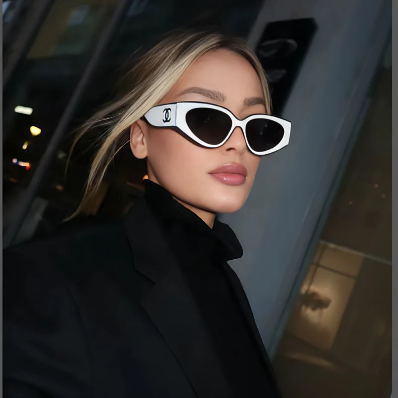 Lunettes Chanel Iconic Contrast Blanc & Noir