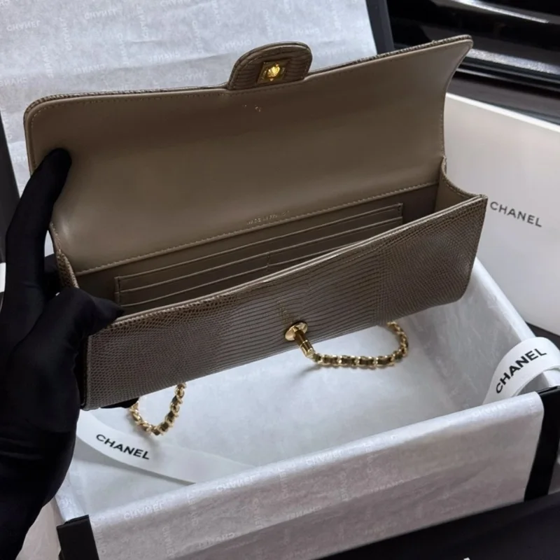 Chanel – Sac Signature Effet Lézard