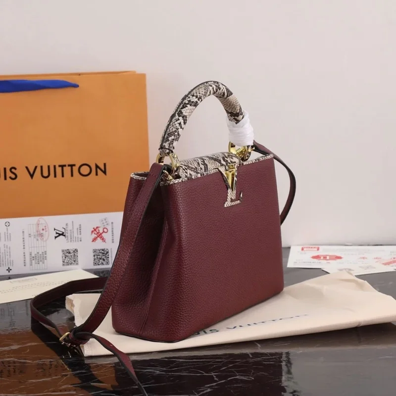 Sac Louis Vuitton Capucines Bordeaux – Élégance Python