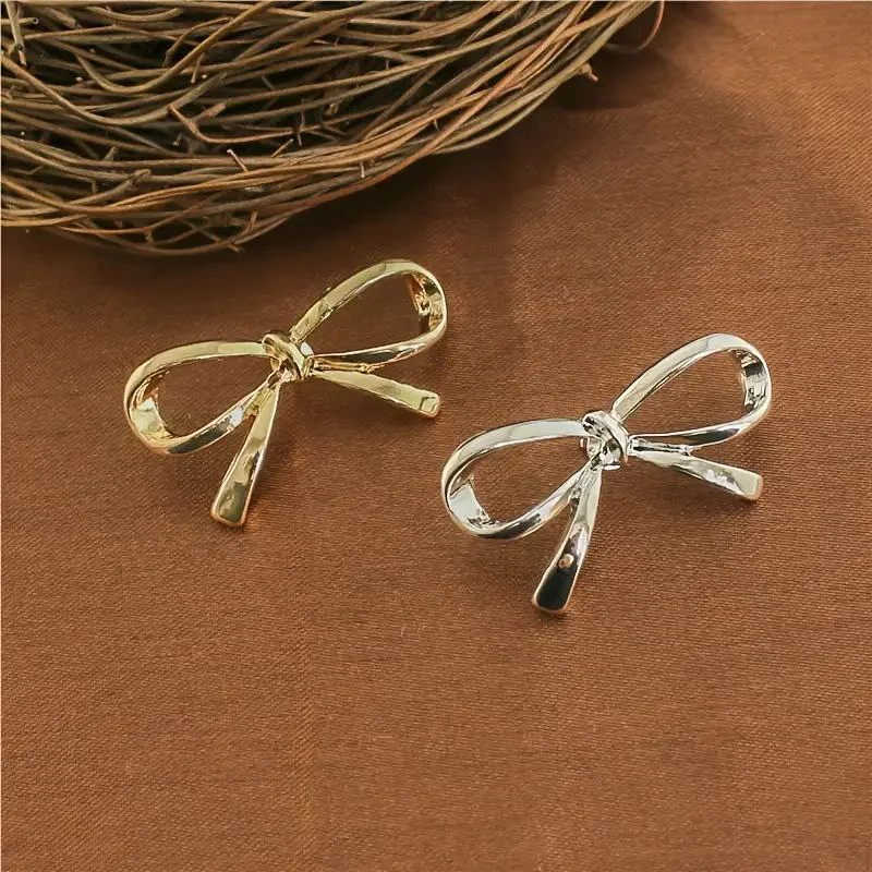 boucles d’oreilles en forme de nœud