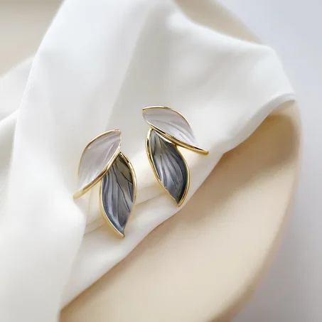 Boucles coréen feuilles blanches