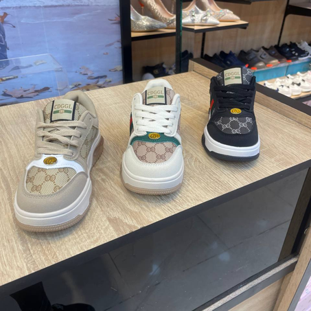 حذاء اطفال عصري