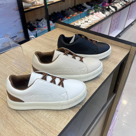 حذاء اطفال عصري