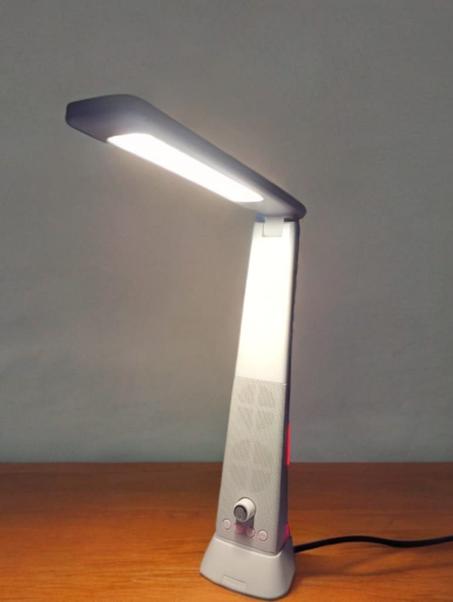 مصباح مكتبي