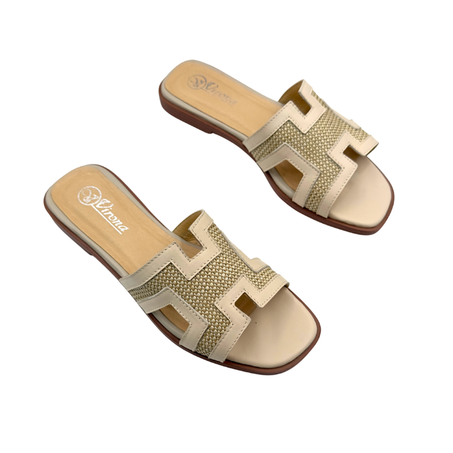 Sandale plate en cuir – Style chic et confort