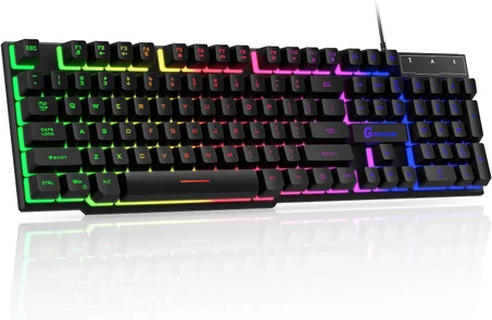 GEODMAER Teclado para juegos de 104 teclas, teclado con retroiluminación LED de tamaño completo con teclas multimedia, anti-fantasma, teclado de membrana resistente a derrames para PC y portá