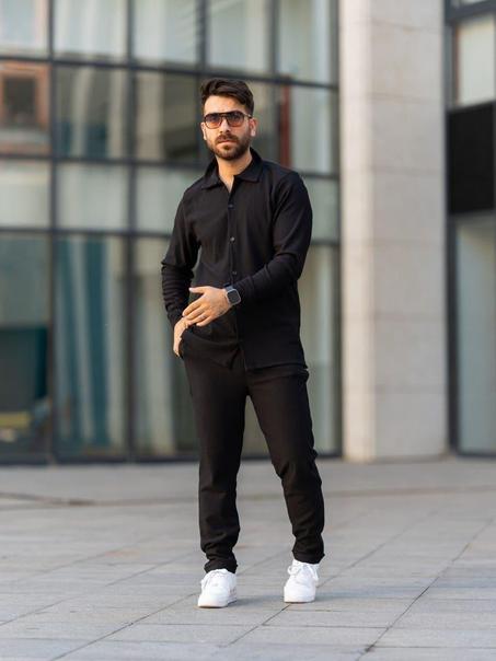 🔥 أناقة بلا حدود مع هذا الطقم العصري!  تصميم أنيق ومريح يناسب جميع المناسبات