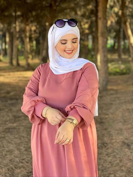 كسوة بحلة جديدة للمحتجبات والغير المحتجبات, للخروج والمناسبات متوفرة بعدة ألوان زاهية توب : مونطوني تركيا