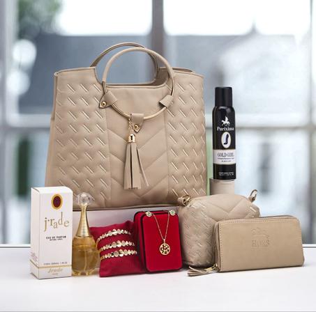 حقيبة انيقة مكونة من 10 قطع لتضيف إليك لمسة راقية