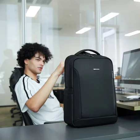 🎒 حقيبة ظهر ذكية وعملية – YOMOMAROC