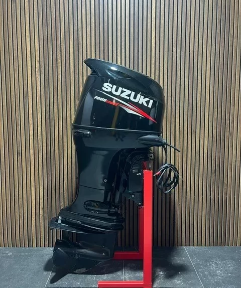 Used 2013 Suzuki 140HP 4 Stroke Outboard Motor