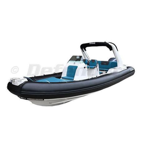 2025 Zodiac Medline 7.5 Fiberglass RIB 24′ 1″ Boat with Yamaha 300 HP Motor