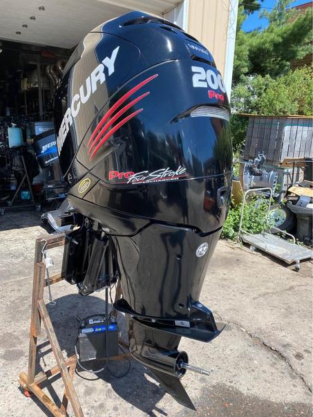2018 Mercury Verado Pro 200 HP 4-Stroke 20″ Shaft