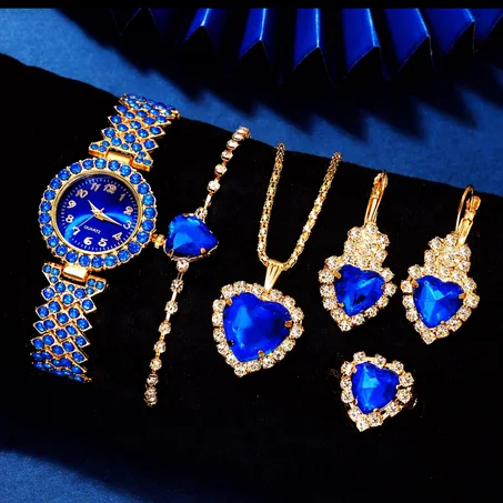 💎 فخامة تُرى قبل أن تُلمس طقم فاخر مزين بفصوص من الكريستال💎