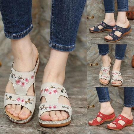 Flower Embroidered Vintage Casual Wedges Sandals (25% OFF)