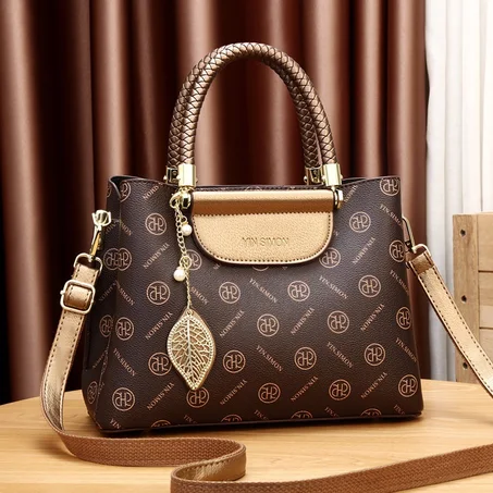 حقيبة نسائية