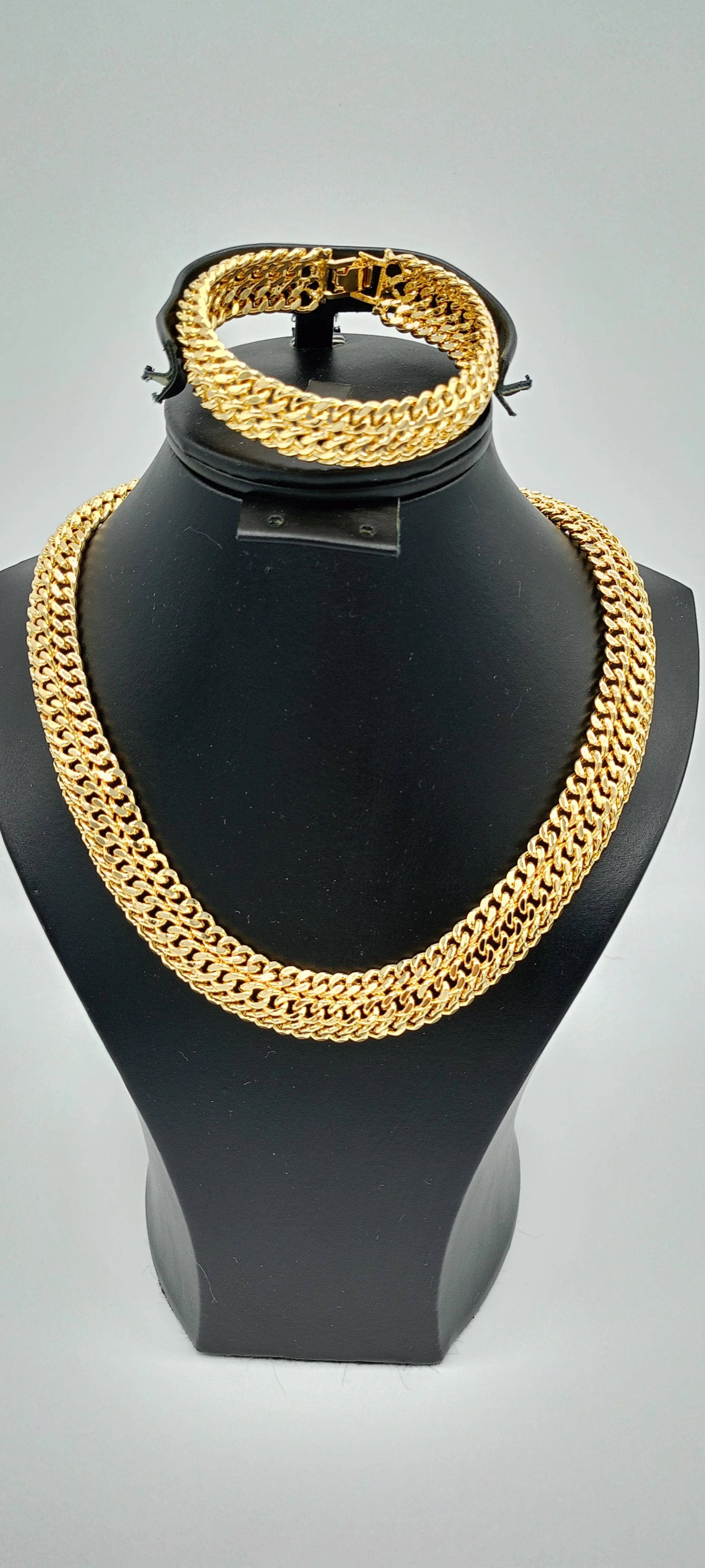 Éclat Royal BM-16013-2512