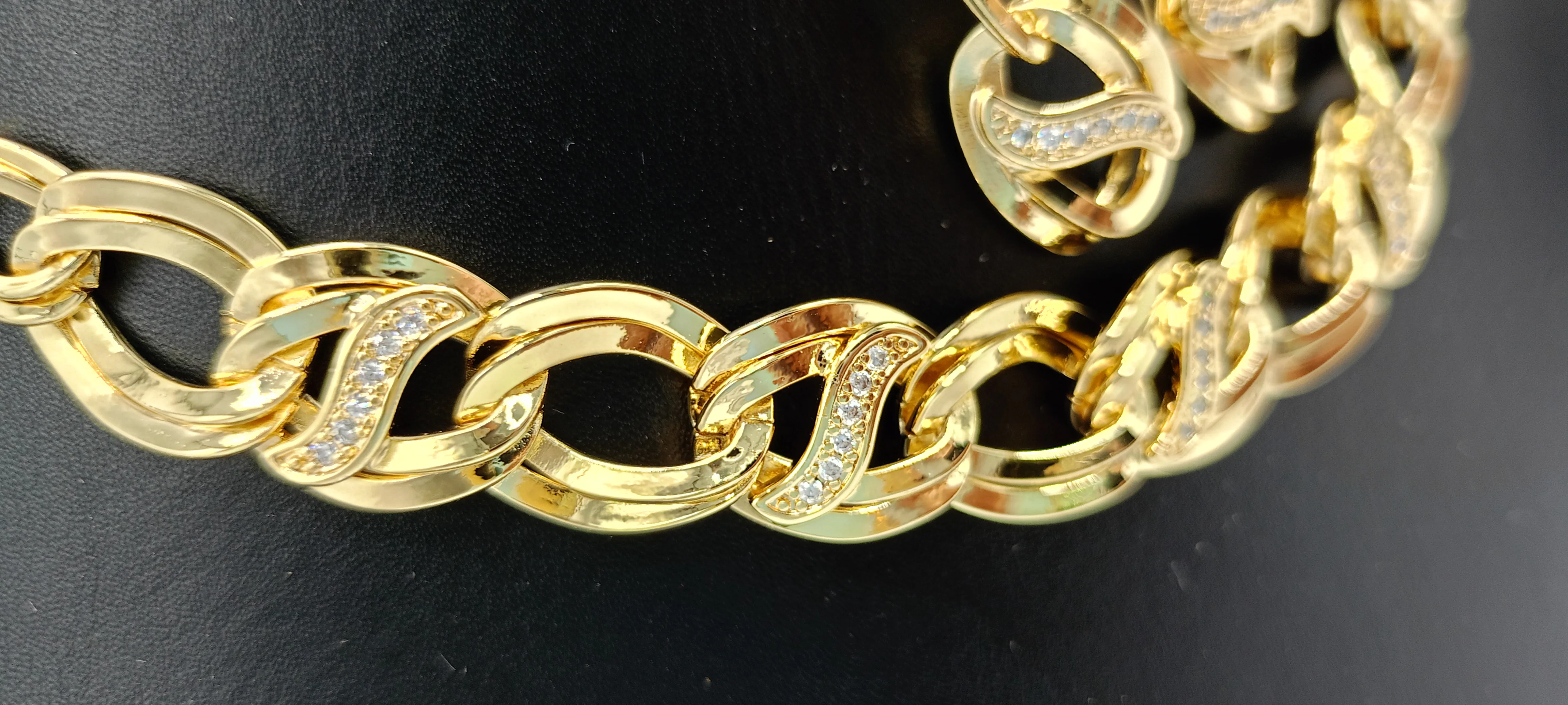 Infini Scintillant BM-13008-2512