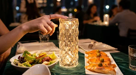 المصباح الكريستالي