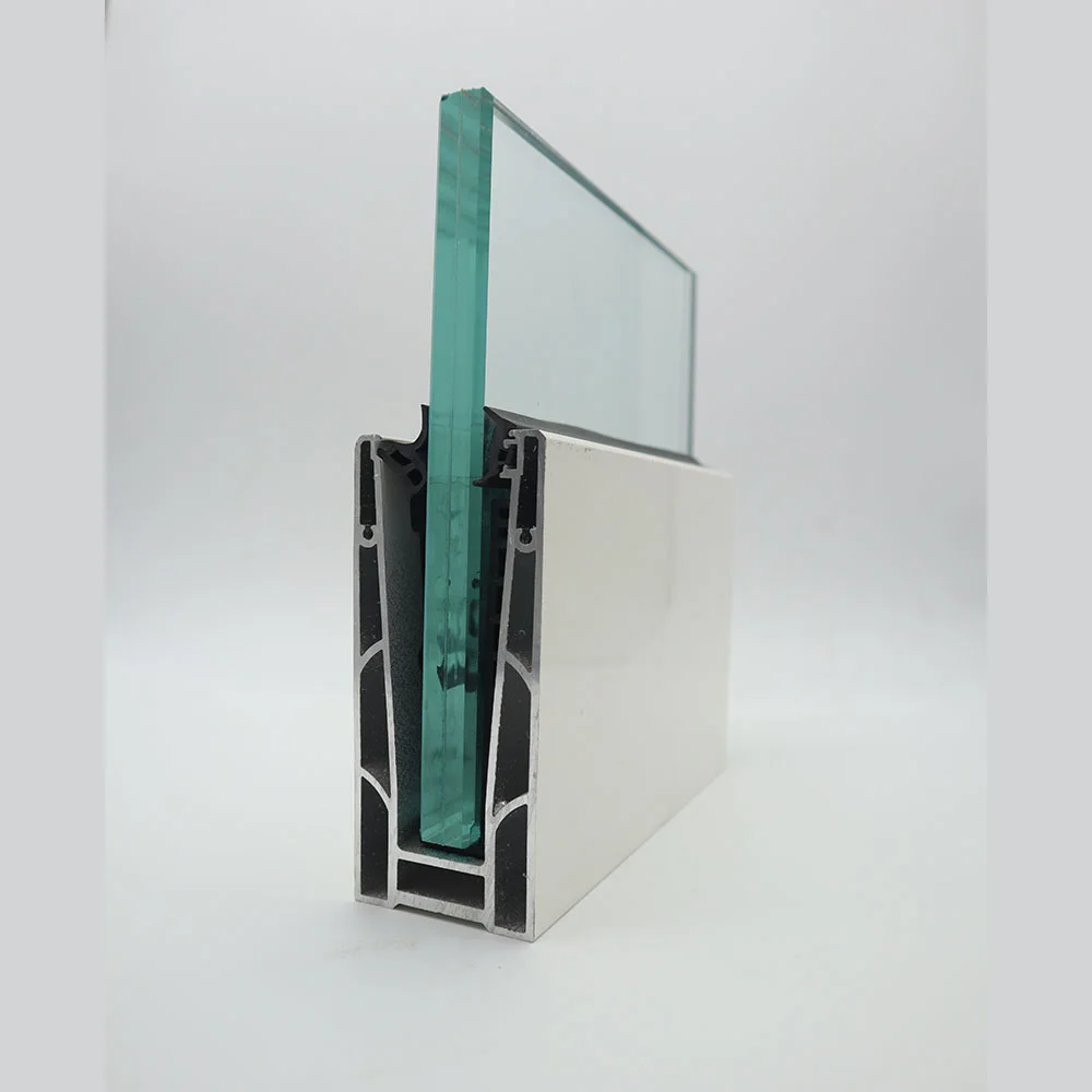 Profil en aluminium pour garde-corps