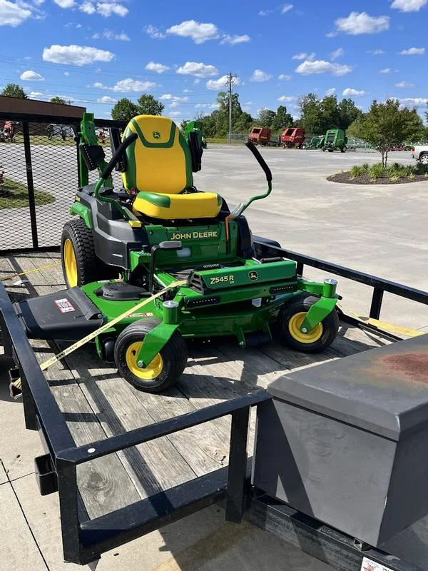 John Deere Z545R ZTrak™ 60-in. 25 HP EFI Zero-Turn Riding Lawn Mower