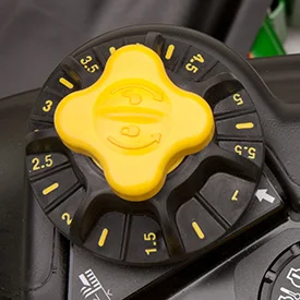 Z950M ZTrak™ 72 in Zero-Turn Mower .