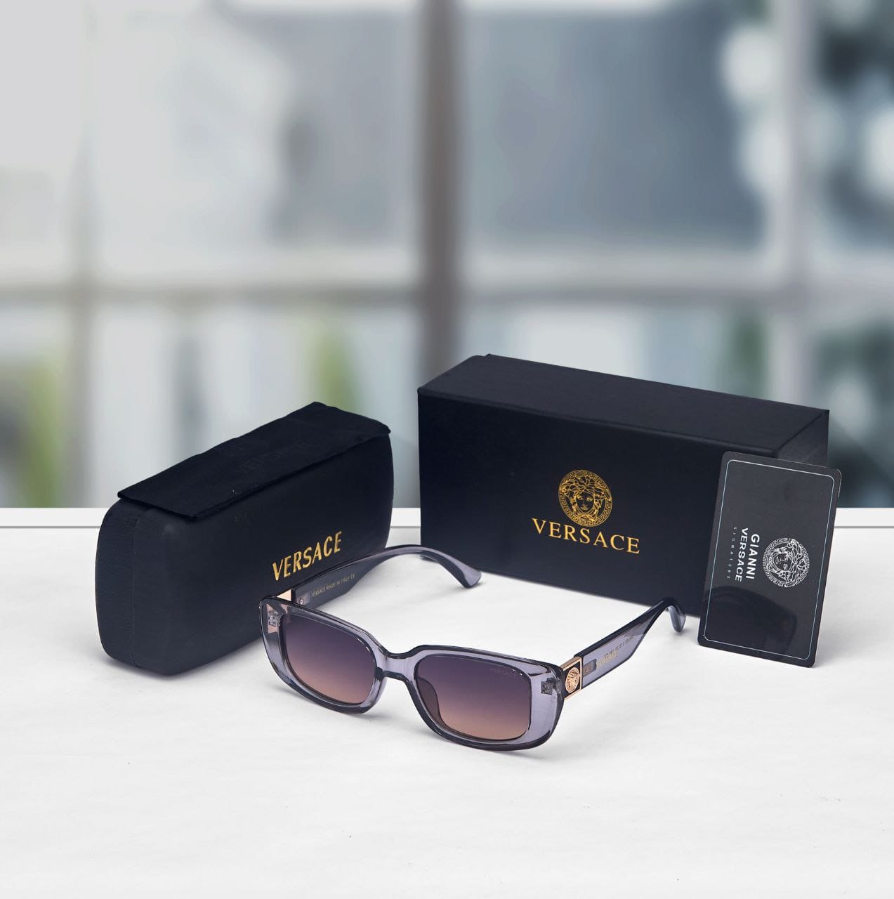 LUNETTE DE SOLEIL VERSACE