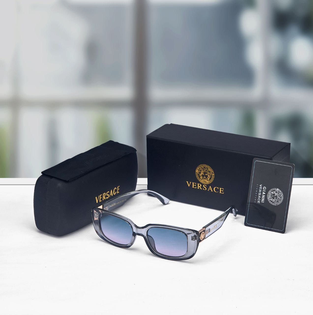 LUNETTE DE SOLEIL VERSACE