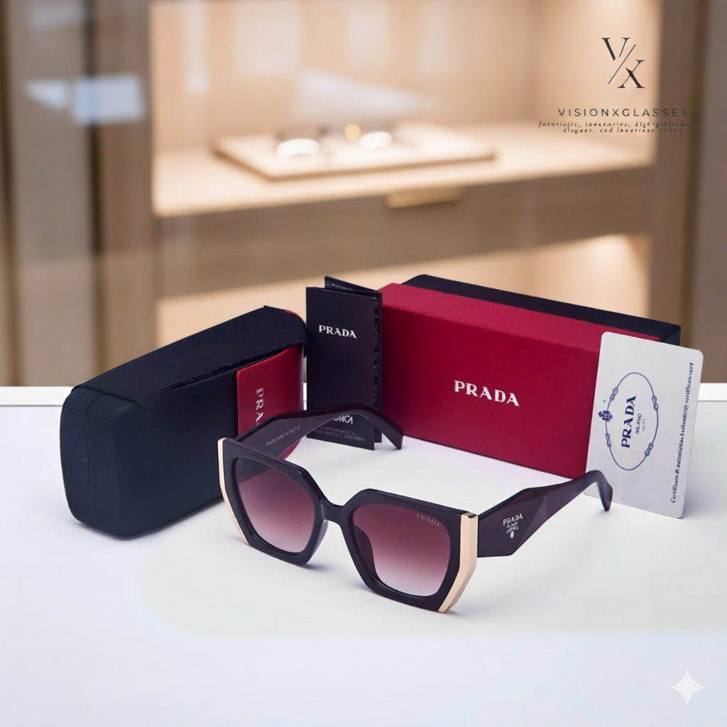 LUNETTE DE SOLEIL PRADA