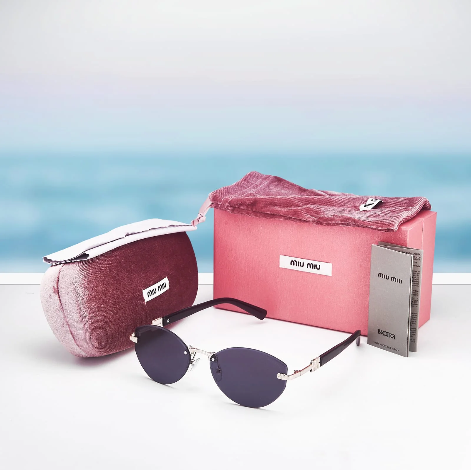 LUNETTES DE SOLEIL MIU7